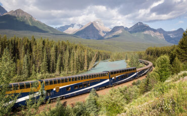 RM18_Morants3_Train-Exterior